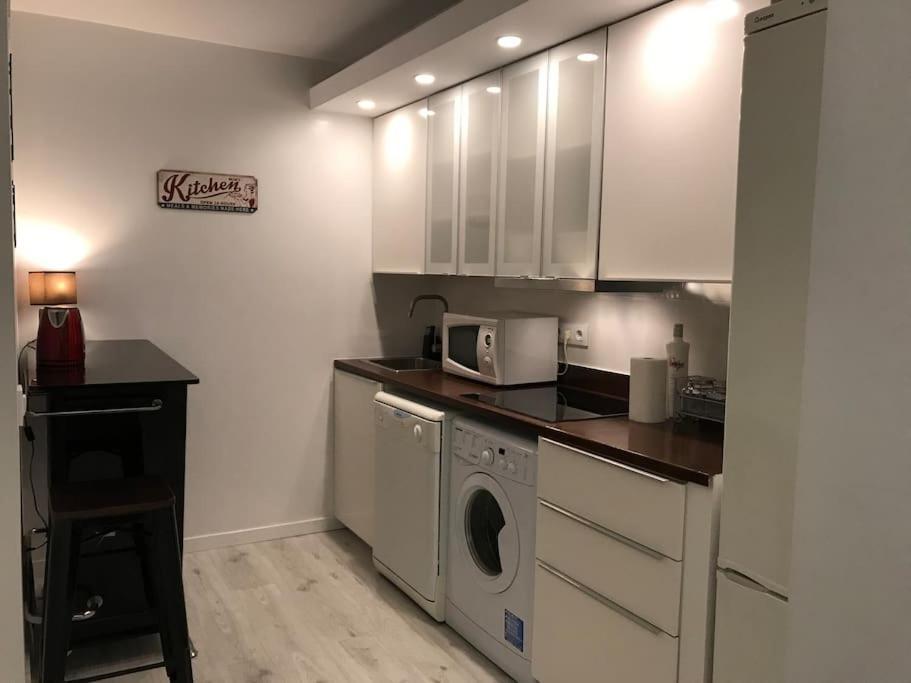 Preciosos Apartamento Cerca De Atocha Can マドリード エクステリア 写真